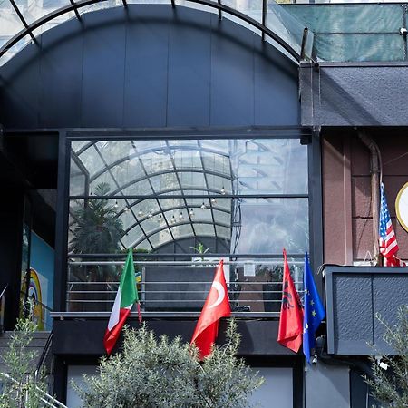 4R Colombo Hotel Tiranë Eksteriør bilde