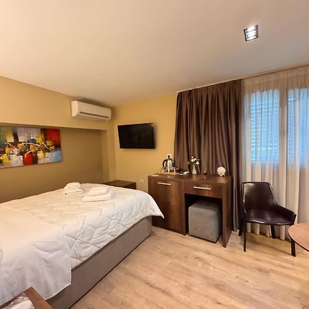 4R Colombo Hotel Tiranë Eksteriør bilde