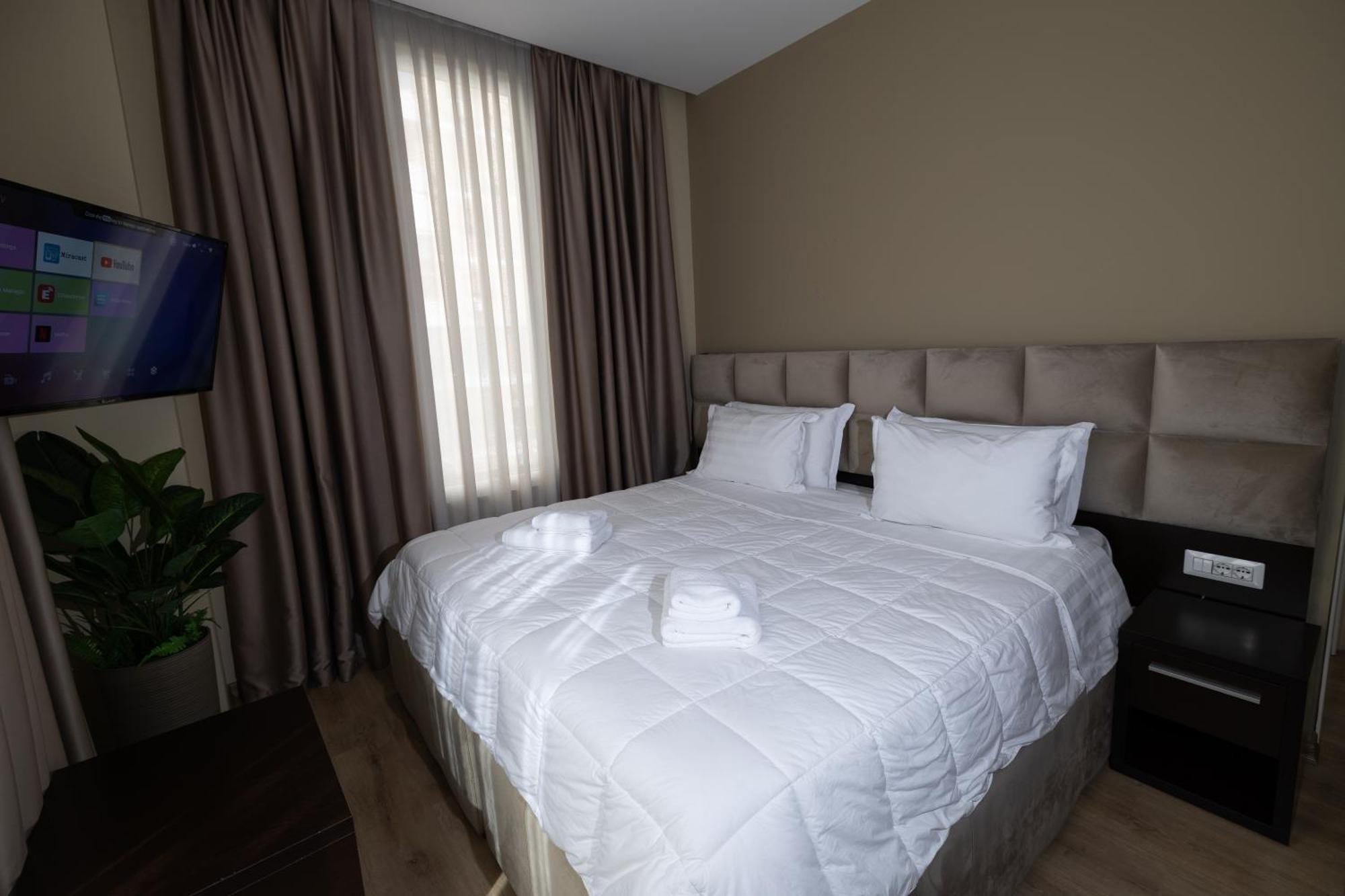 4R Colombo Hotel Tiranë Eksteriør bilde