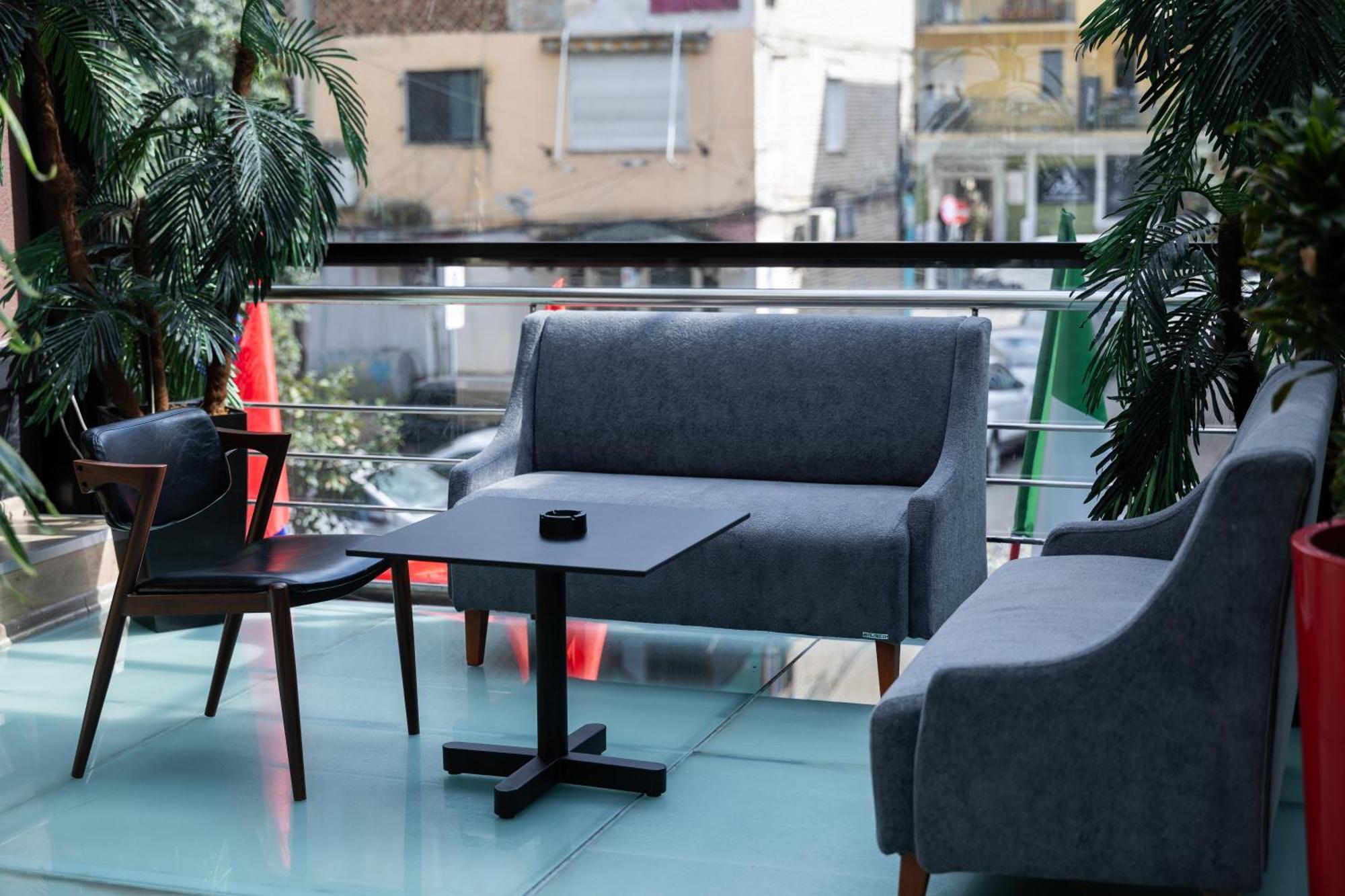 4R Colombo Hotel Tiranë Eksteriør bilde