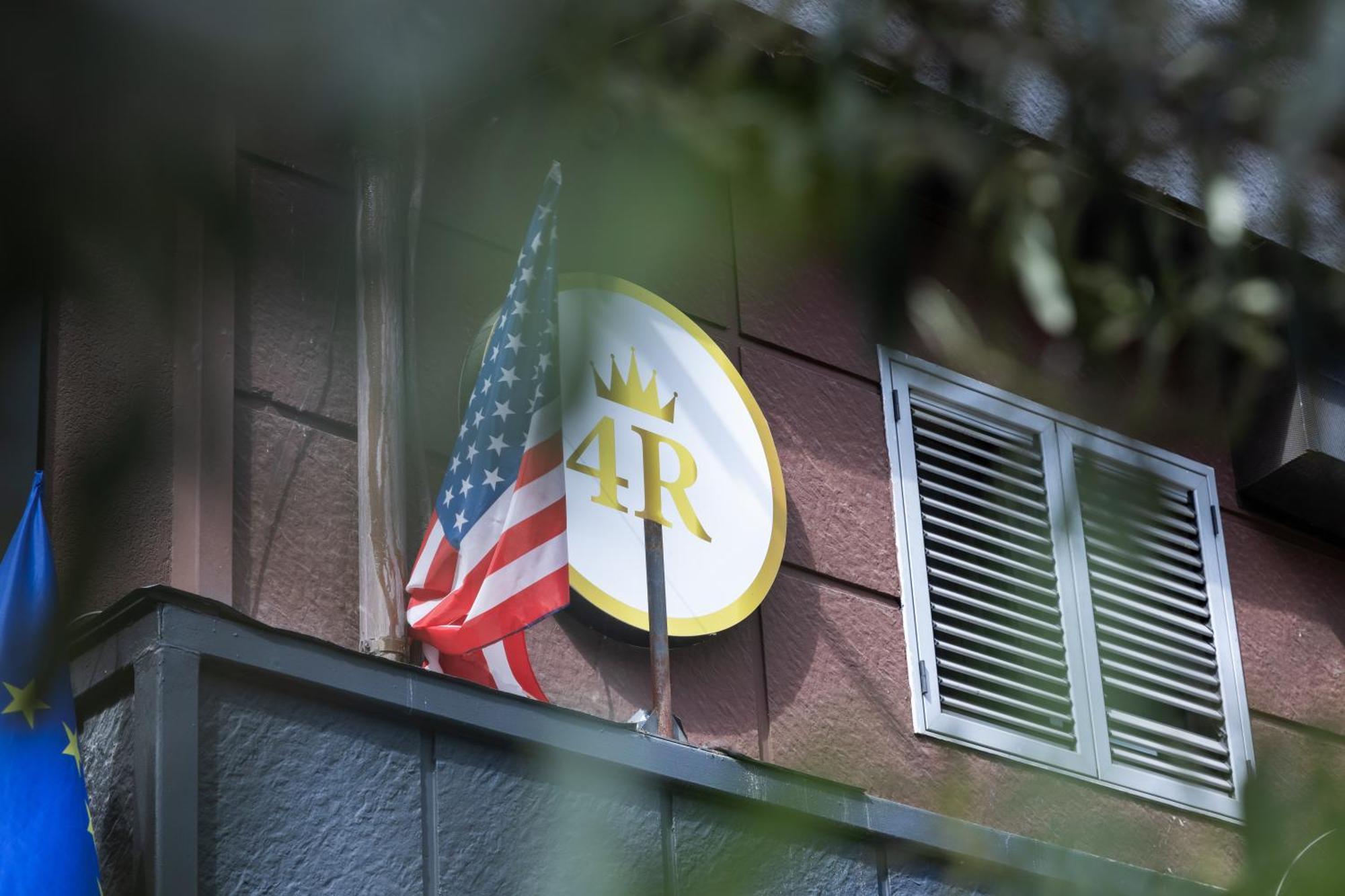 4R Colombo Hotel Tiranë Eksteriør bilde