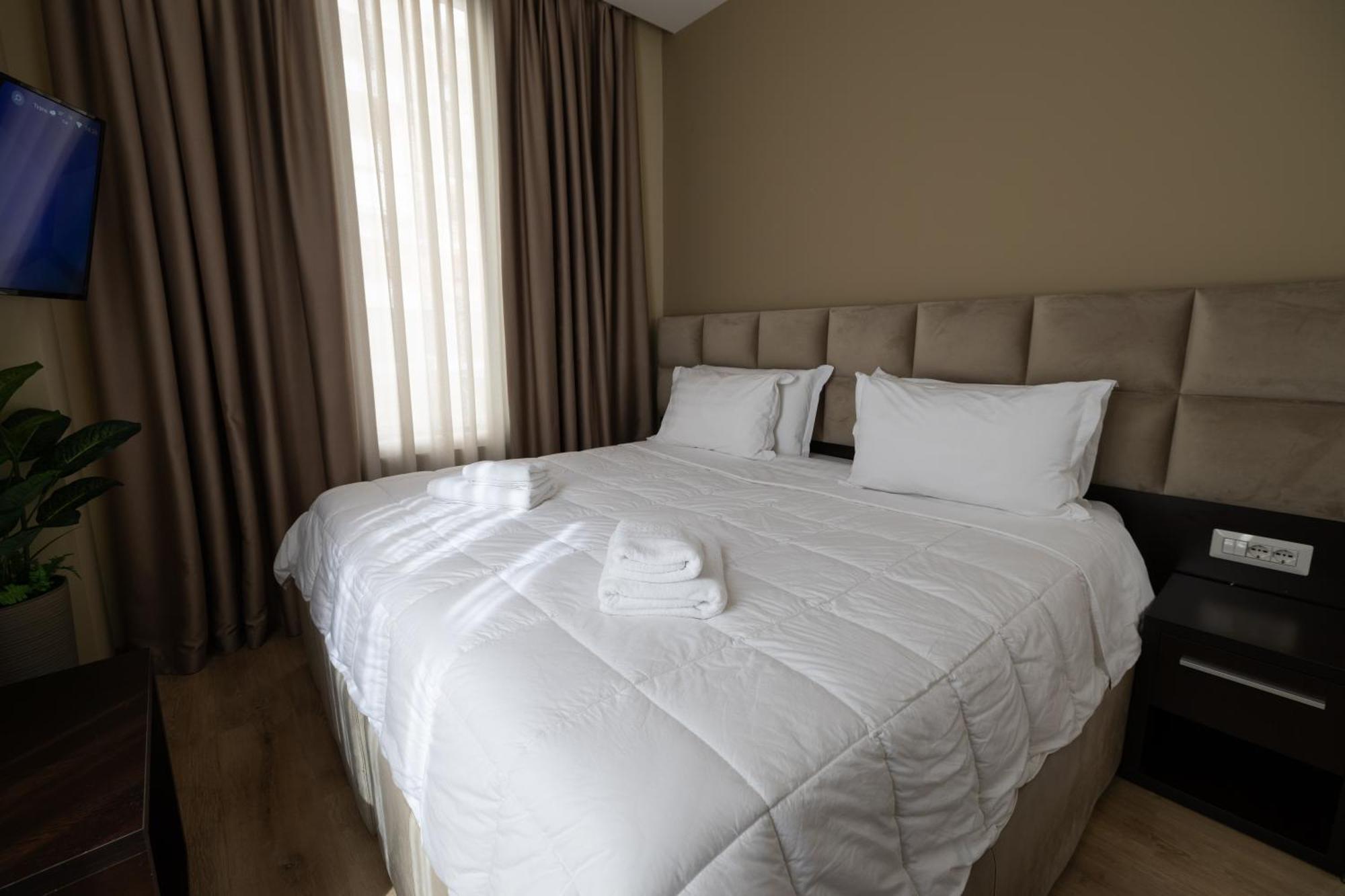 4R Colombo Hotel Tiranë Eksteriør bilde